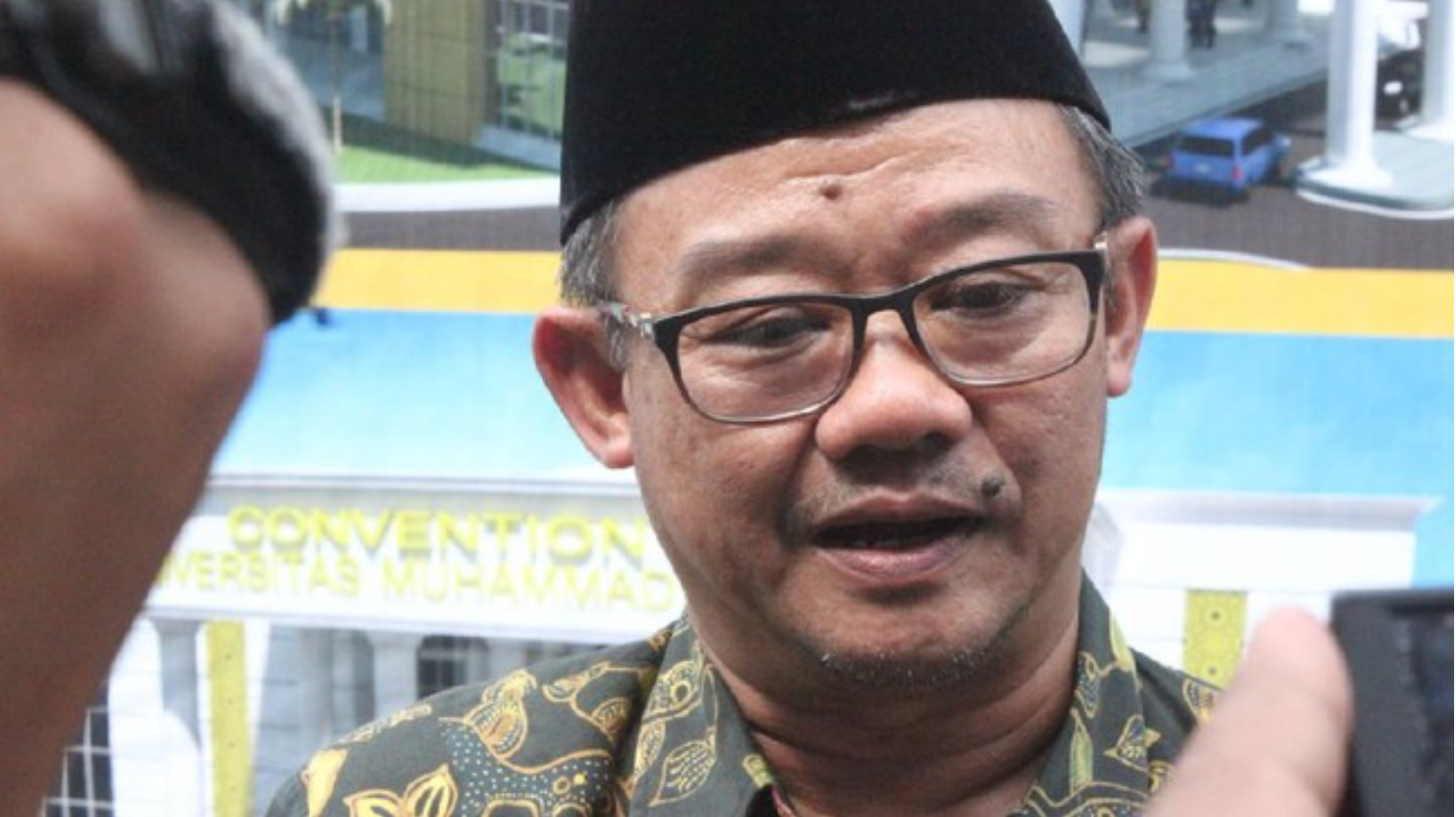 Menteri Pendidikan Mu'ti Kaji Penerapan Kembali Ujian Nasional  Baca artikel CNN Indonesia "Menteri Pendidikan Mu'ti Kaji Penerapan Kembali Ujian Nasional" selengkapnya di sini: https://www.cnnindonesia.com/nasional/20241105194427-20-1163347/menteri-pendidikan-muti-kaji-penerapan-kembali-ujian-nasional.  Download Apps CNN Indonesia sekarang https://app.cnnindonesia.com/